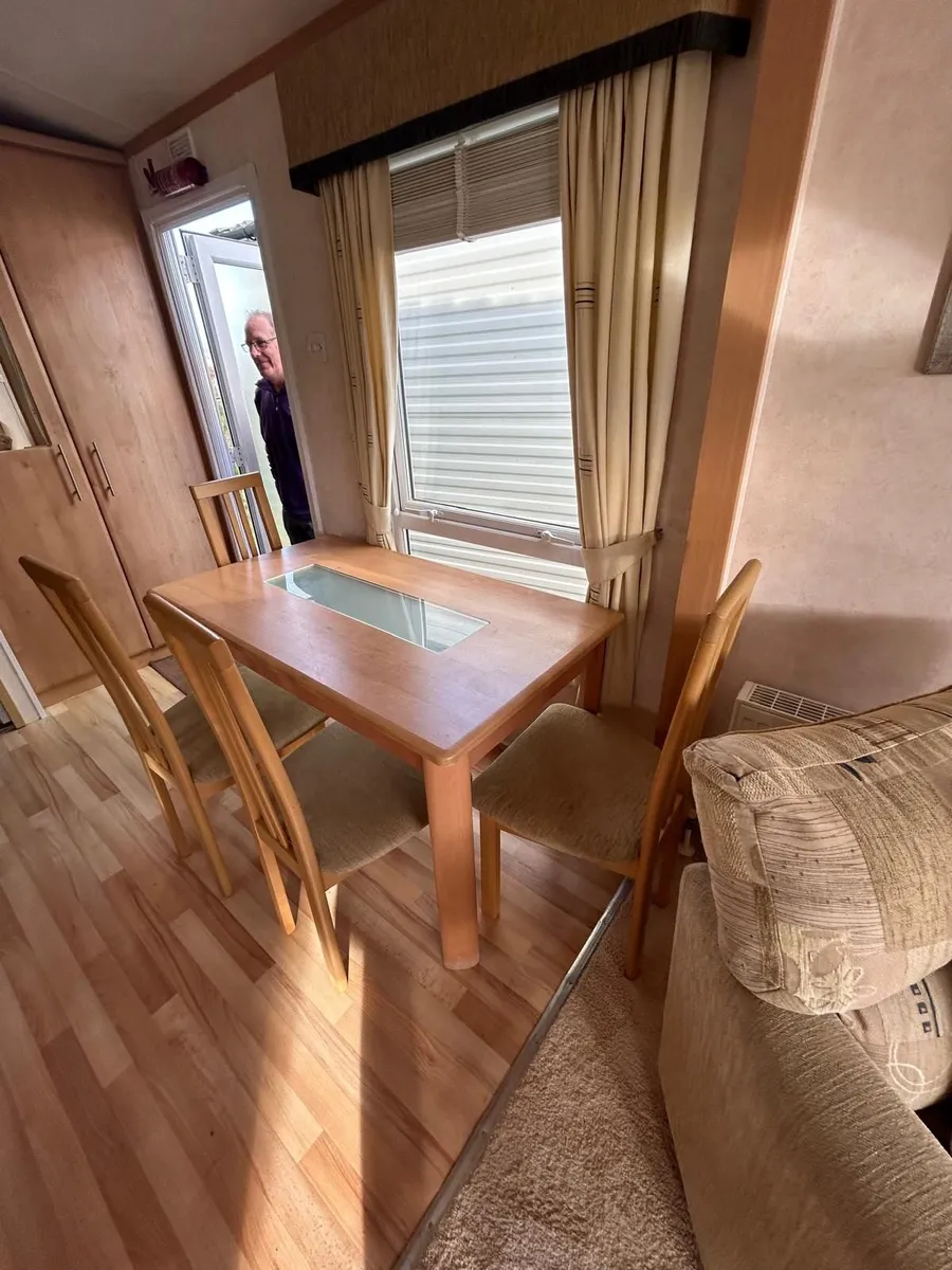 Mobile home - Image 1