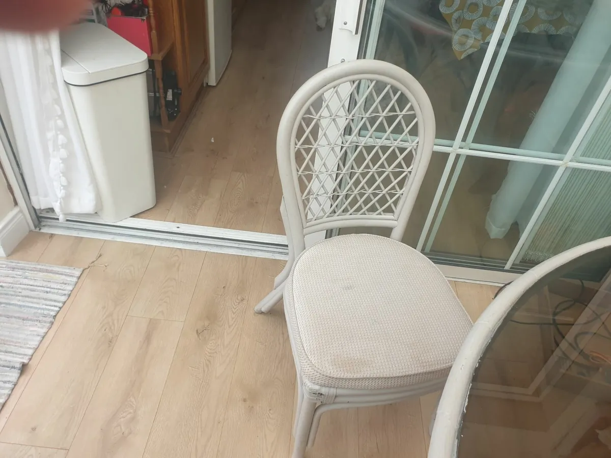 Free Table and chairs - Image 1