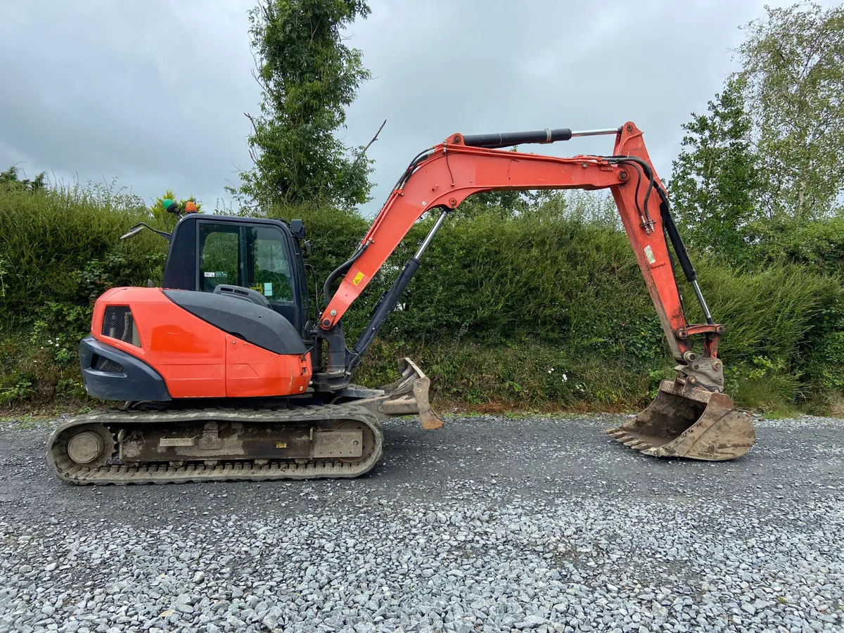 2017 8 tonne kubota K080.4 - Image 2