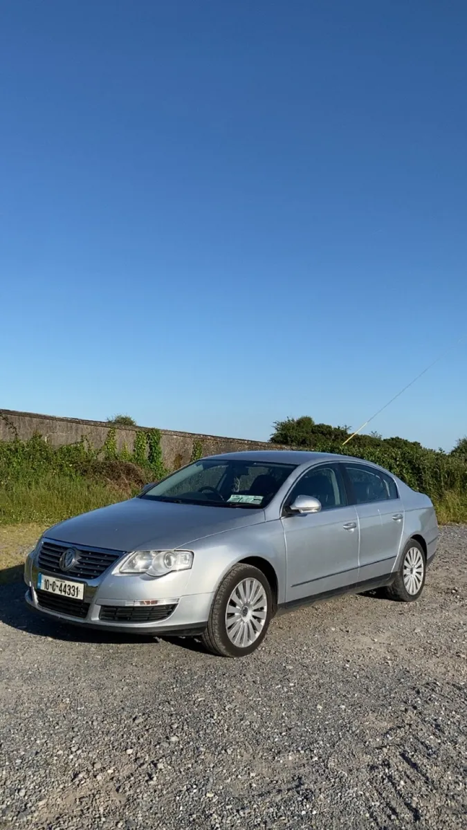 Volkswagen Passat 2010 TDI - Image 1