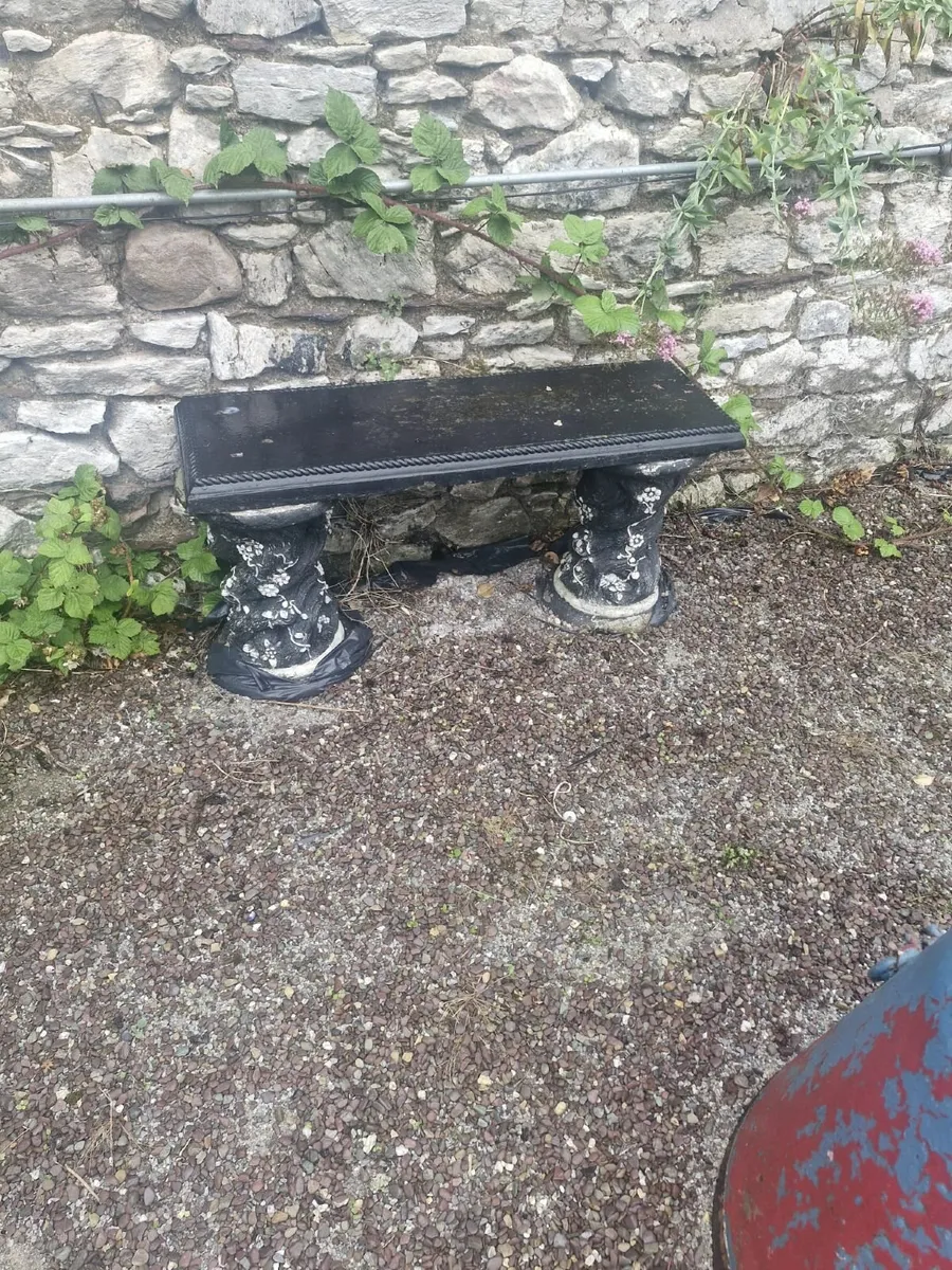 Precast Seat