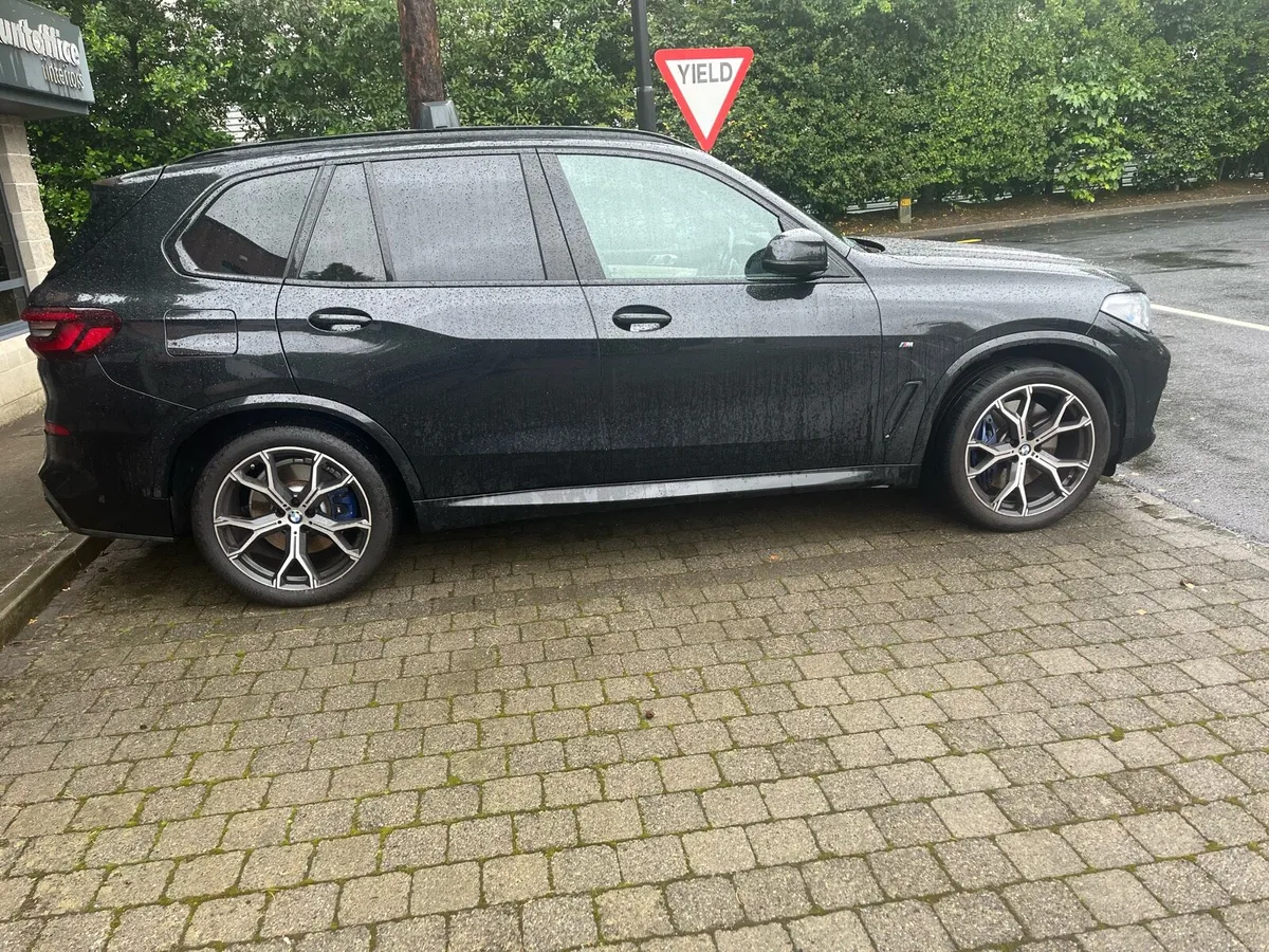 BMW X5  XDRIVE45E 4DR AUTO X45E M SPORT G05H - Image 3