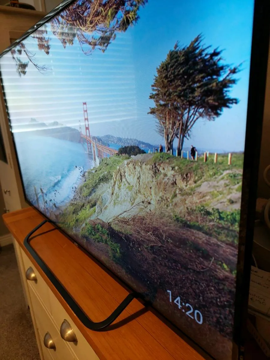 JVC 43inch Smart Tv - Image 2