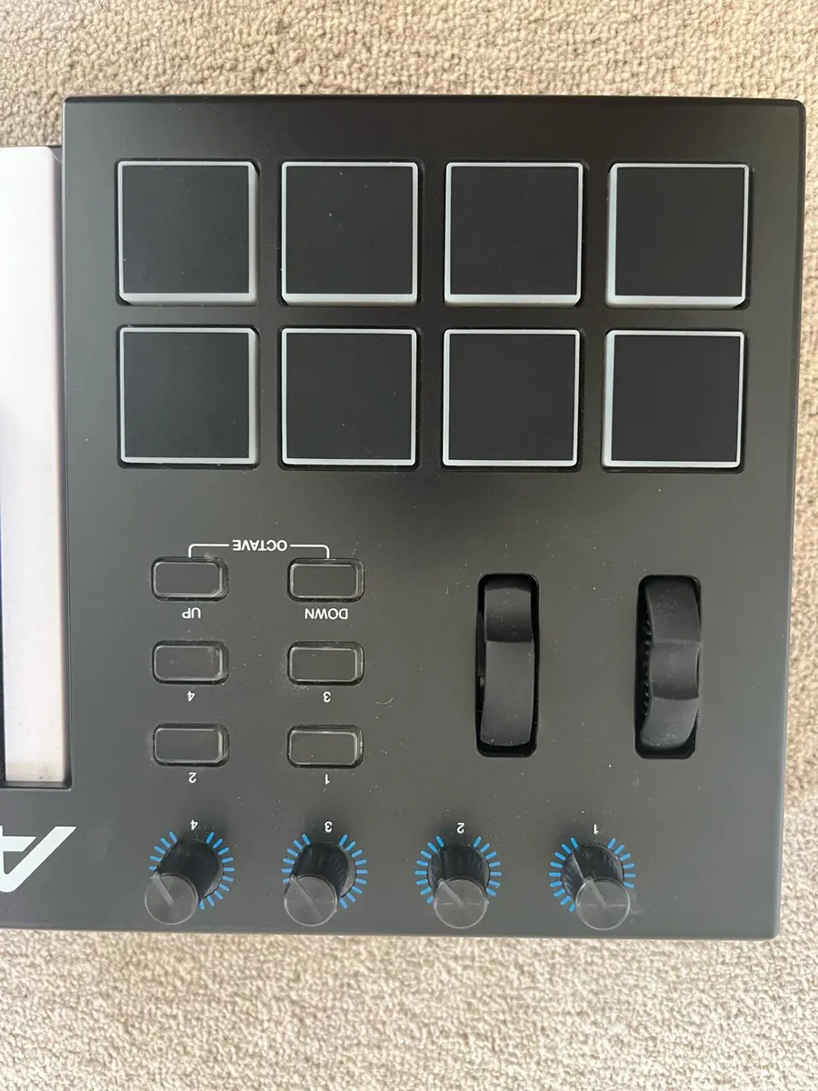 Midi keyboard - Alesis V49 - Image 3