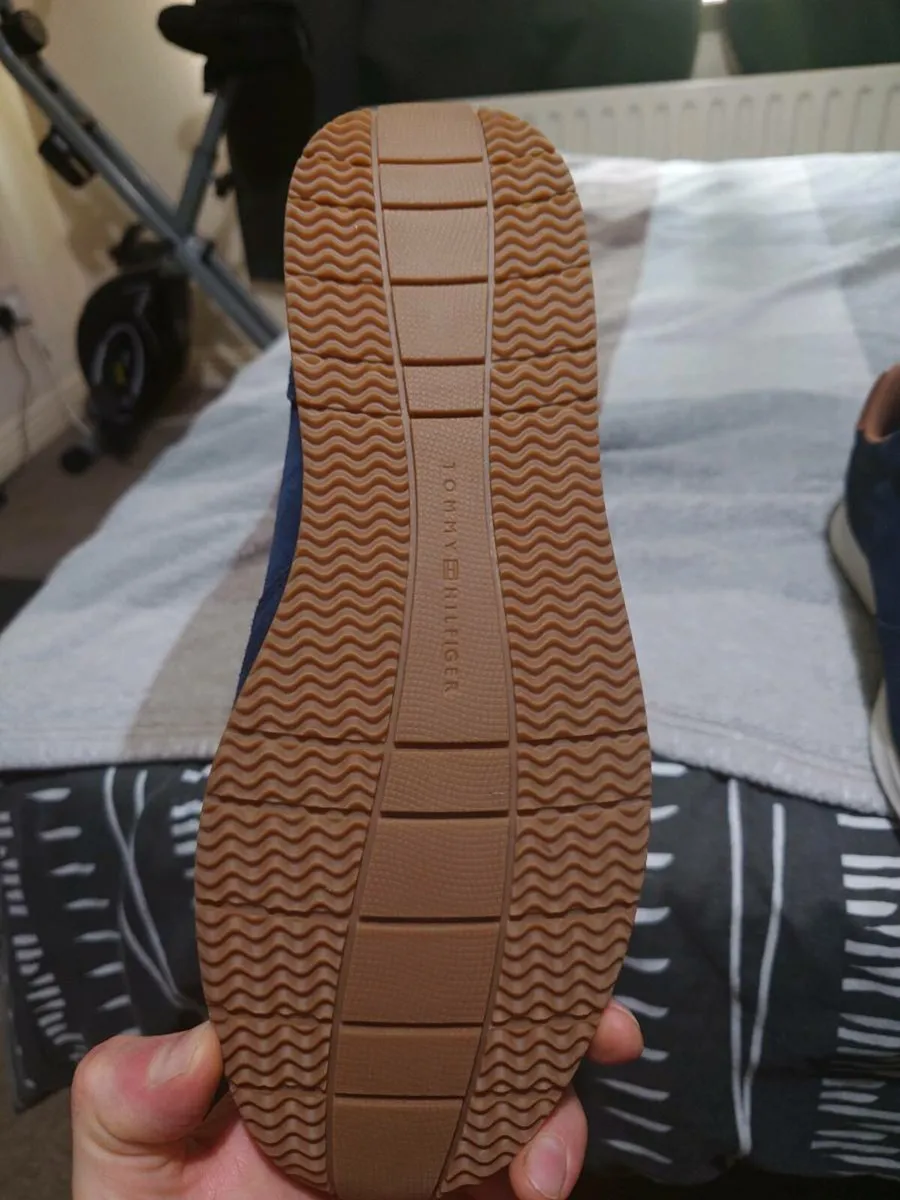 Tommy hilfiger shoes new - Image 3
