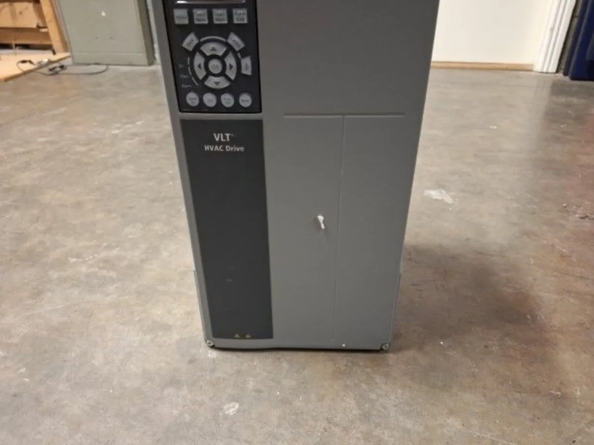 Online Auction Of A Fan Coil Unit & More! - Image 4