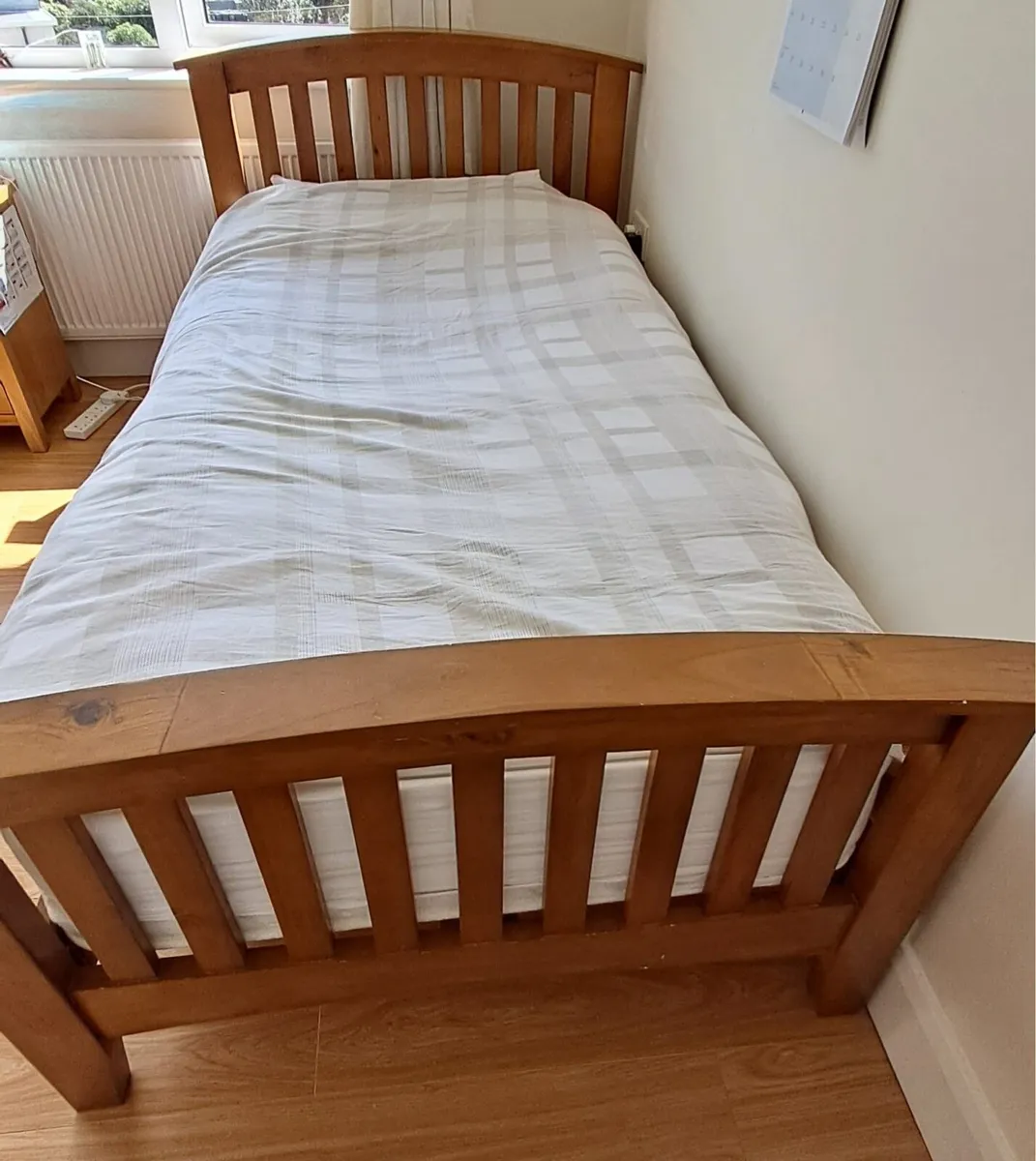 Bed - Image 2
