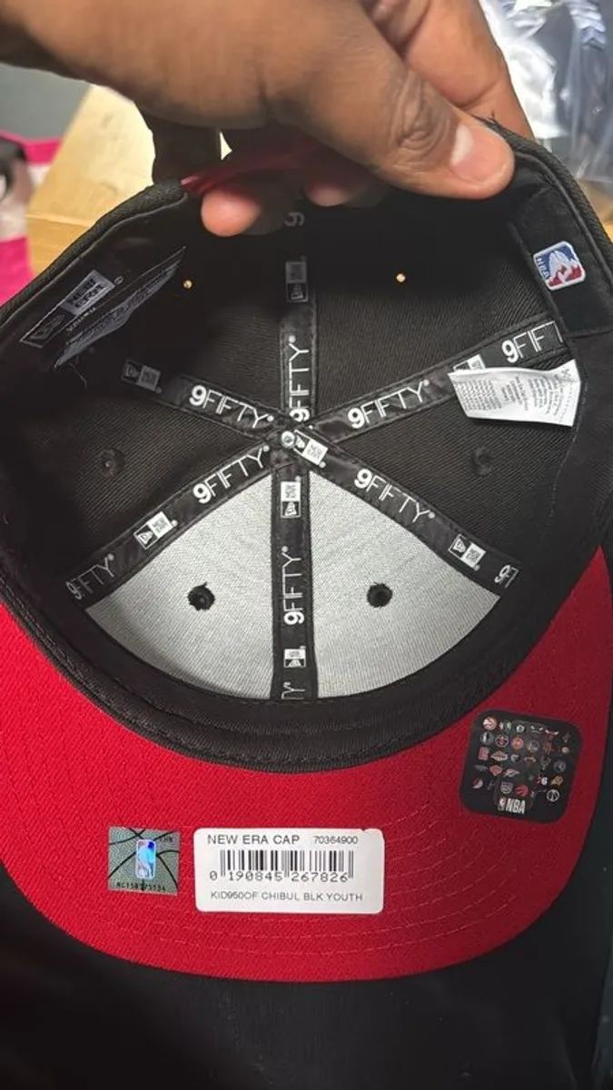 baseball cap - Image 1