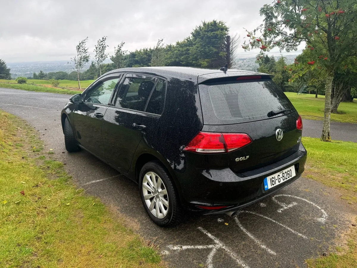 Volkswagen Golf - Image 2