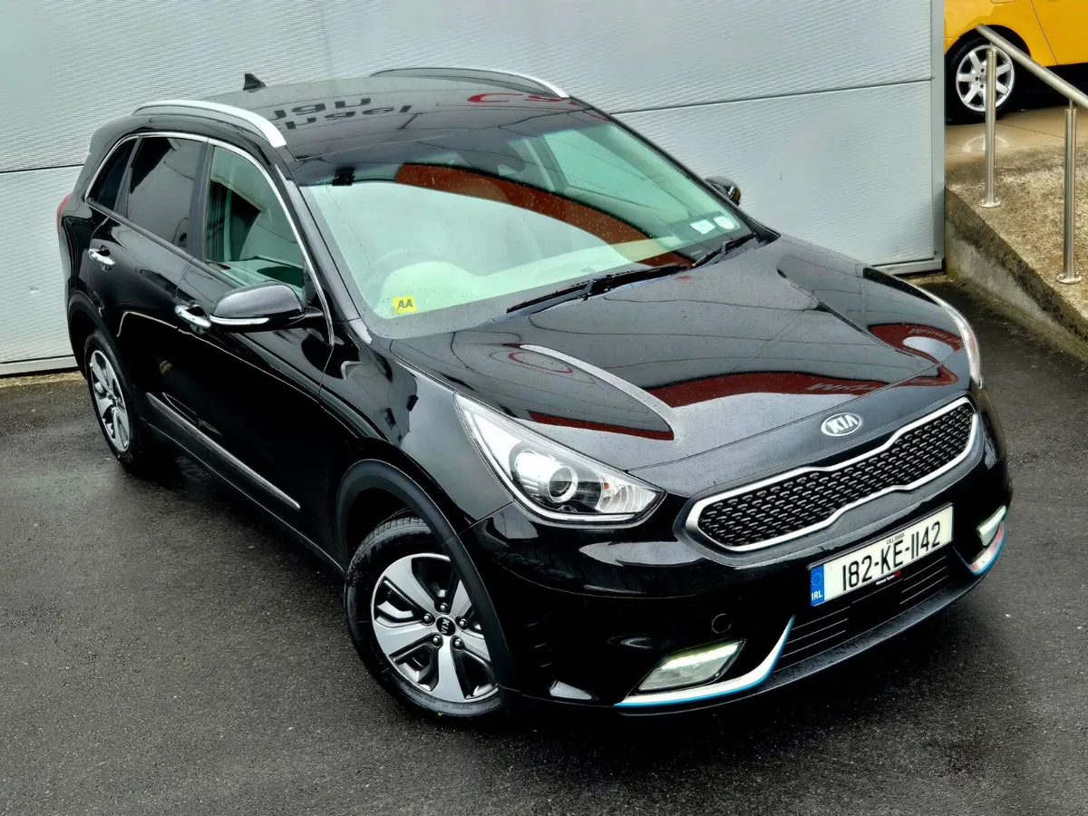 2018 Kia Niro 1.6 Petrol Plug-In Hybrid Platinum - Image 3