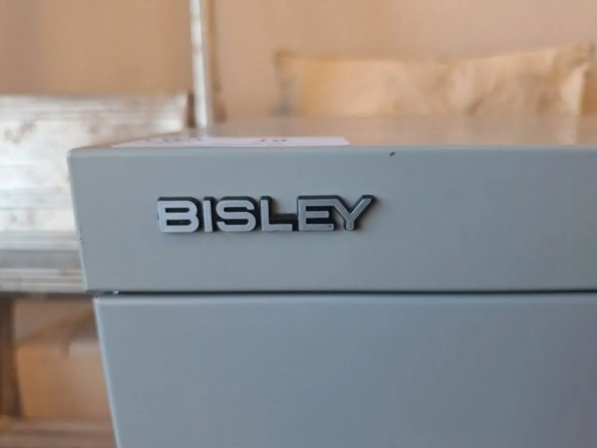 Online Auction Of A 2-Door Unit & More! - Image 4