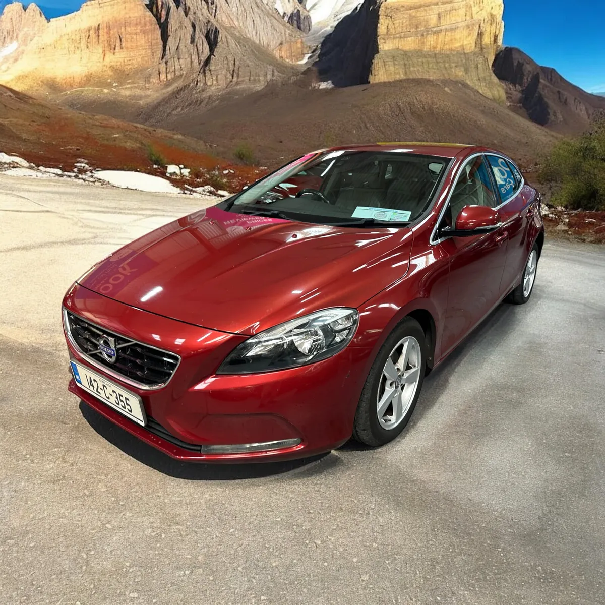 Volvo V40 1.6 D2 (115hp) SE Leathe - Image 3