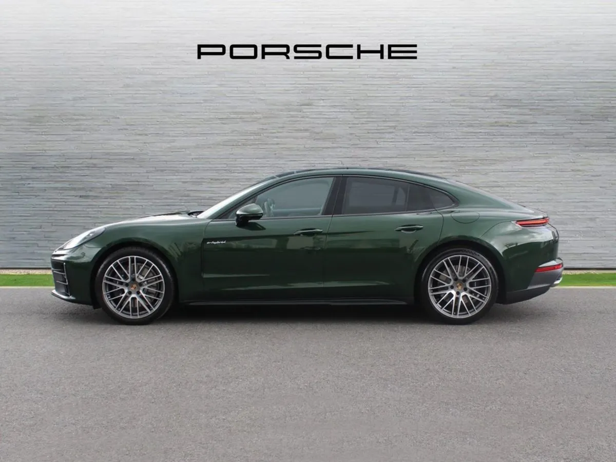 Porsche Panamera 4 E-hybrid - Image 4