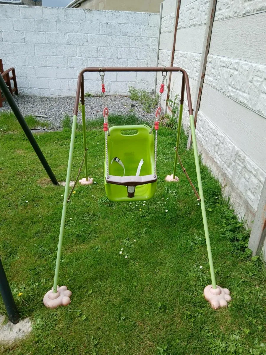 Baby swing - Image 1