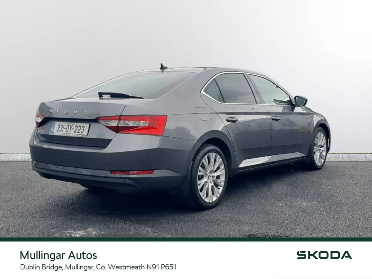 Skoda Superb Superb STY 2.0tdi 150HP DSG - Image 3
