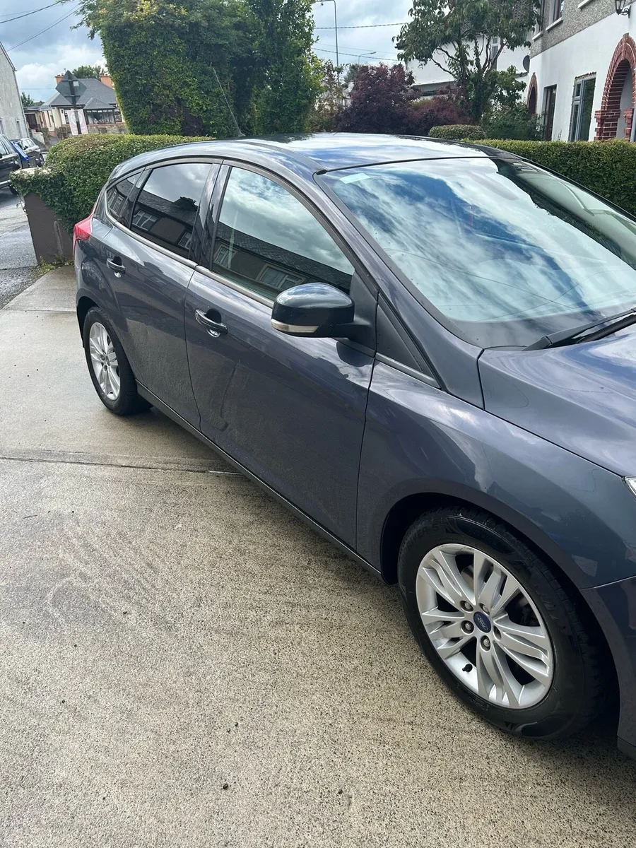 Ford Focus - Image 2