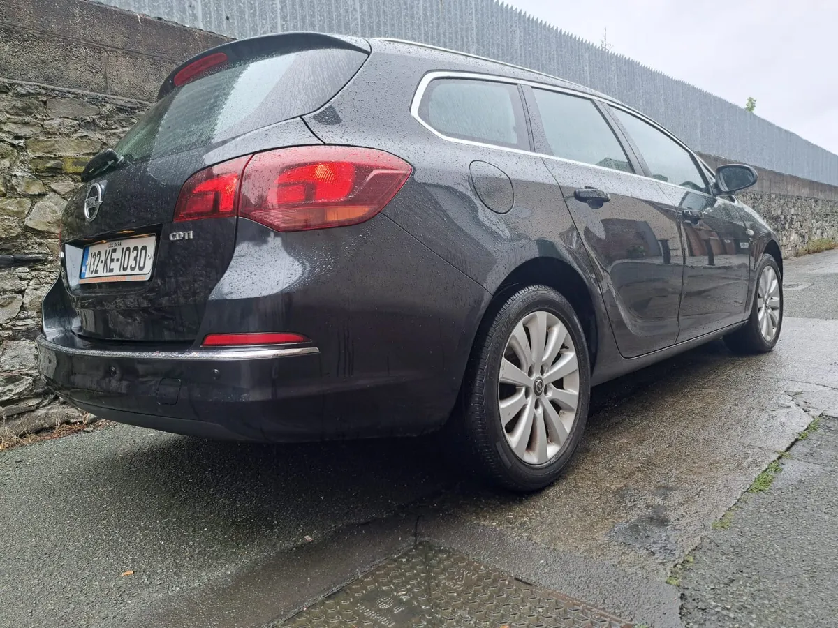 Opel Astra 2013.1.7 CDTI. Nct past - Image 4