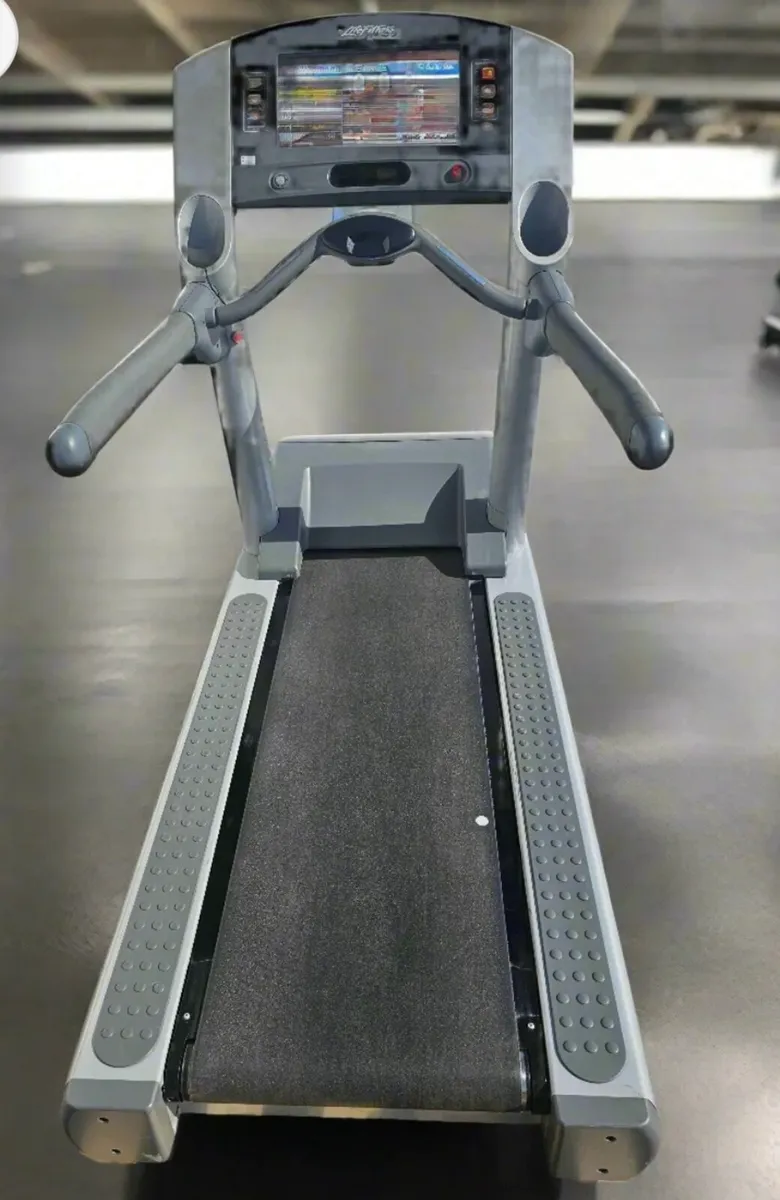 Life Fitness 95Ti - Image 2