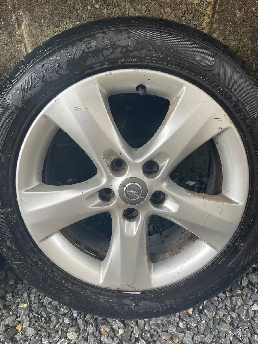 Alloys and tyres - Image 1
