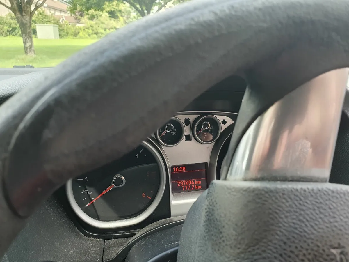 Ford Focus 2009 - Image 1