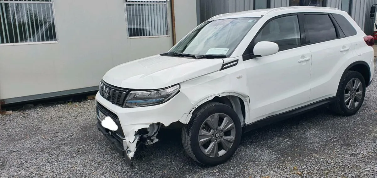 241 SUZUKI VITARA PETROL - Image 3