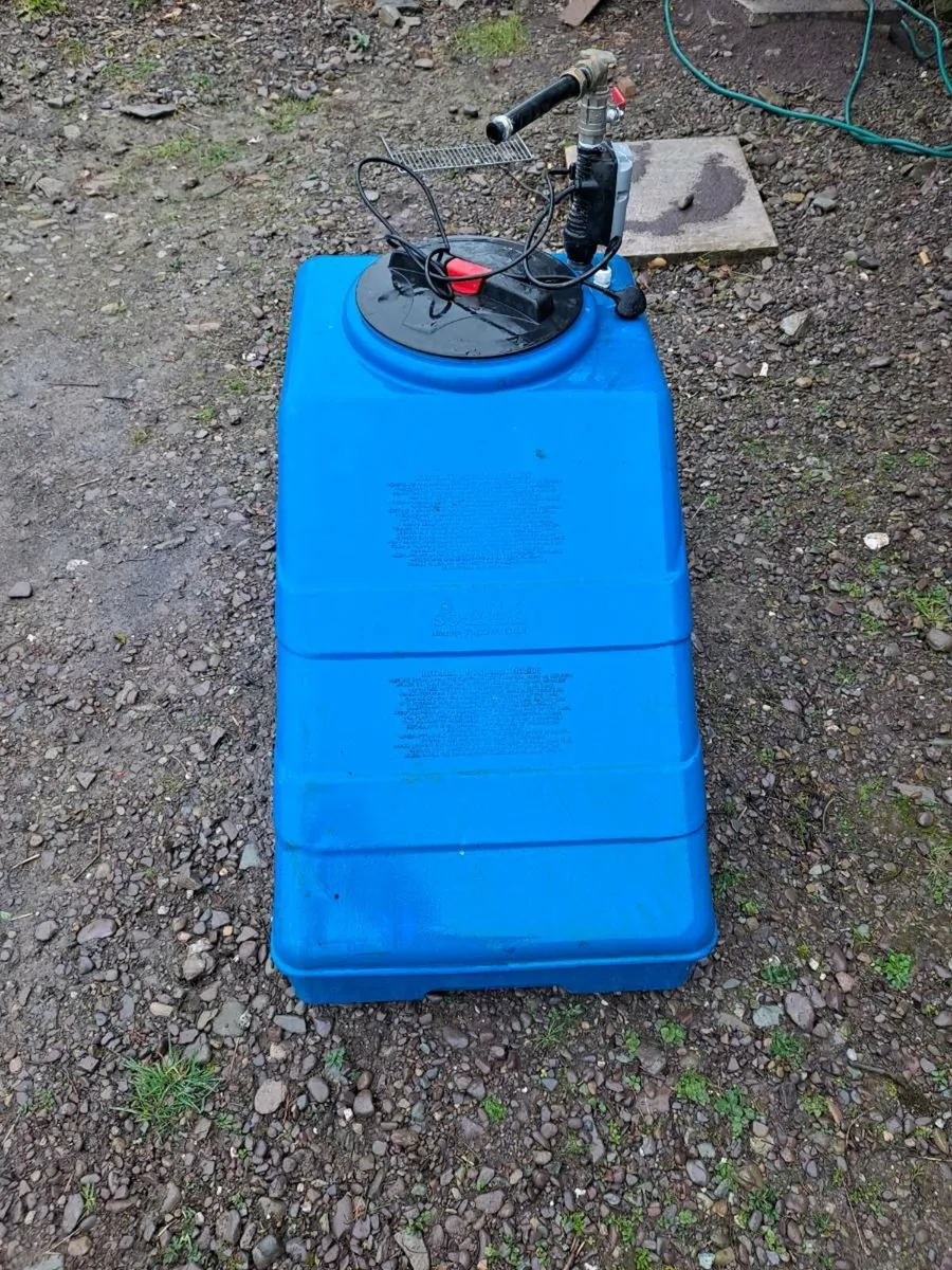 300l aquabox spacesaver water tank - Image 1