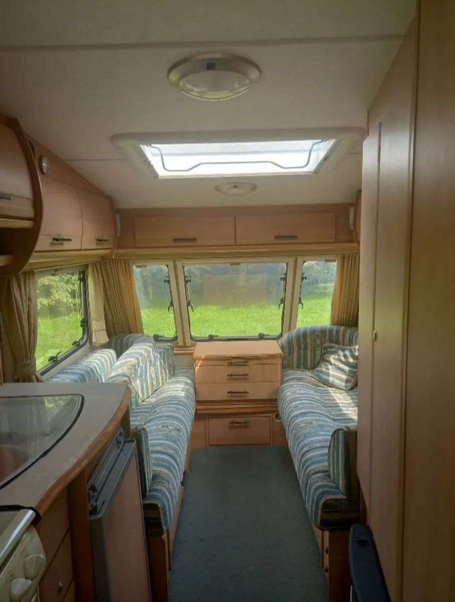 Caravan - Image 1