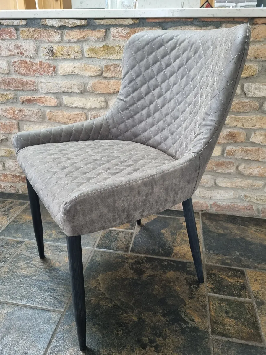 6 Dining Chairs - Image 3