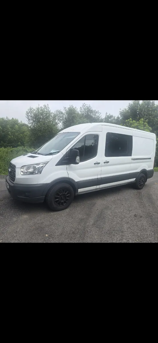 16 Ford Transit 2.2 Factory Crew Cab 7 seater - Image 2