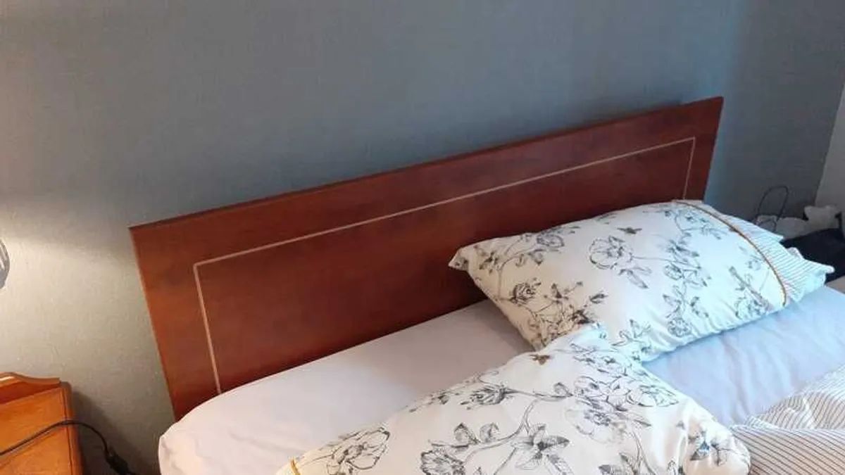 3 Piece Cherrywood dressing table, locker and headboard set - Image 3