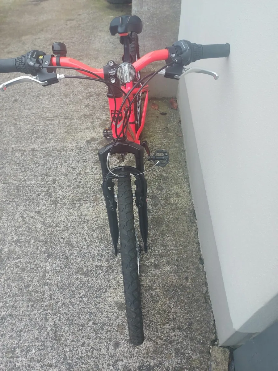 Childs bicycle - Image 3