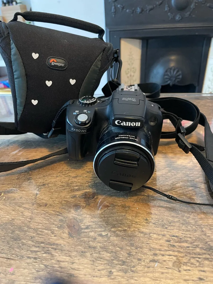 Canon sx50 hs power shot plus Lowe alpine case - Image 1