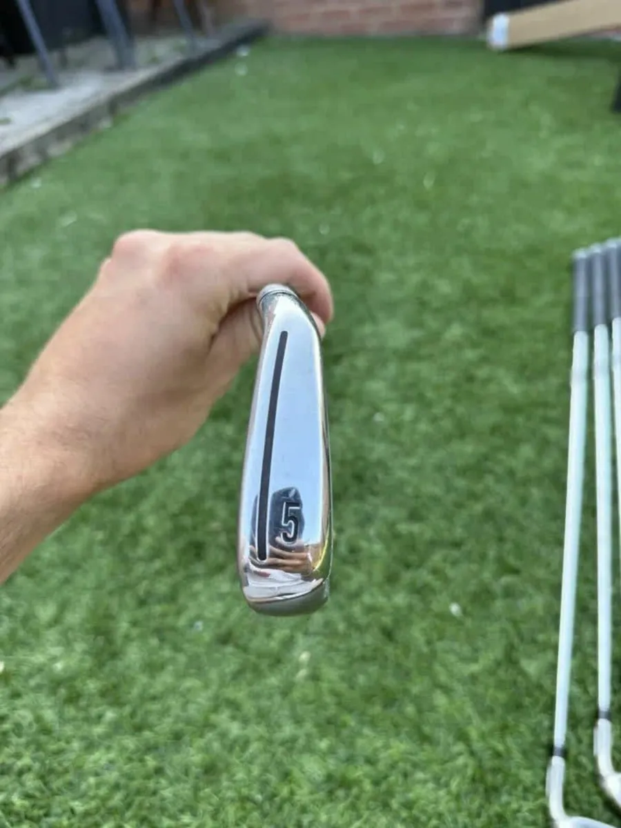 Taylormade SIM 2 Max Iron Set 5-PW+S - Image 4