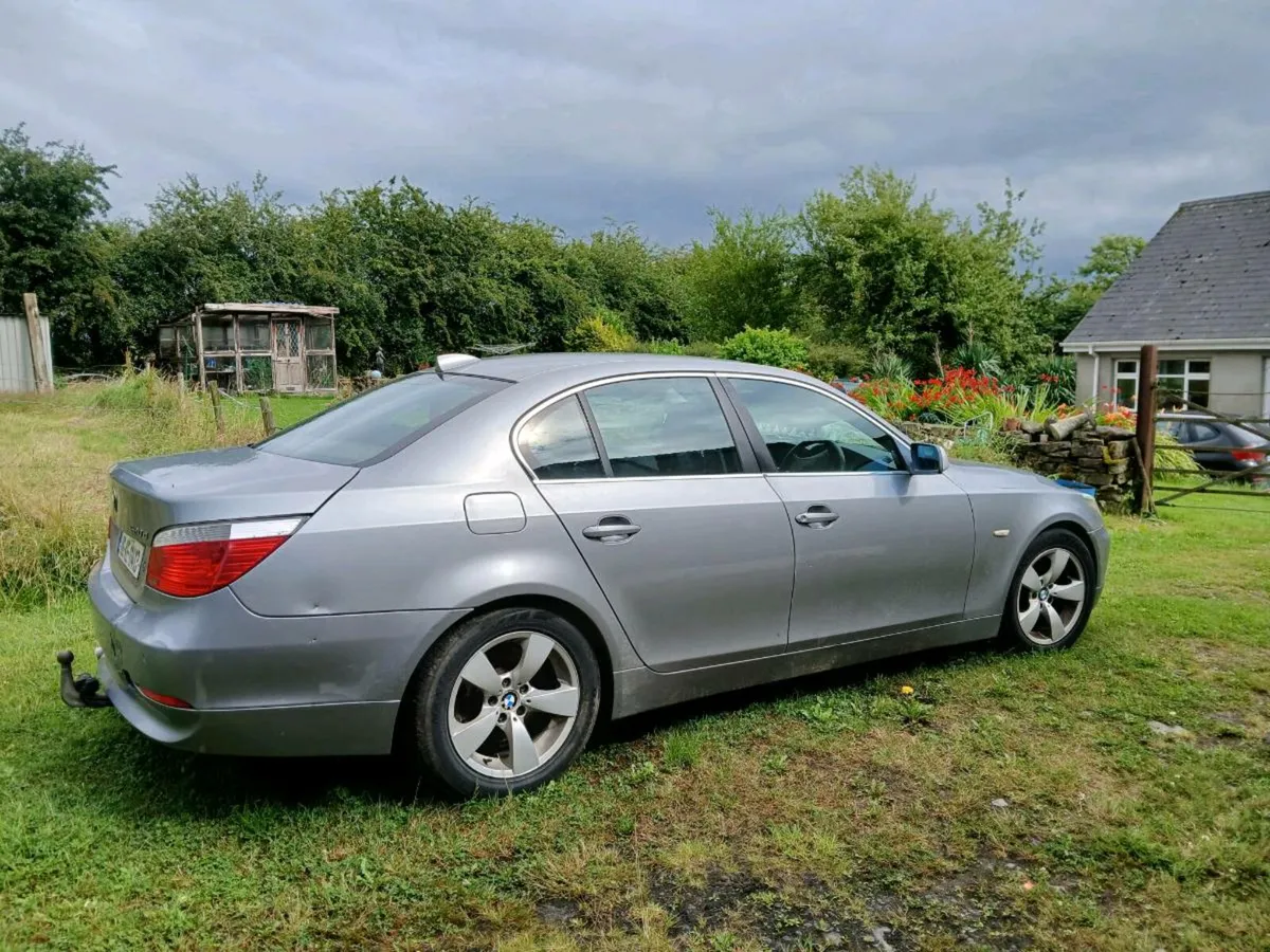 BMW 520 - Image 2