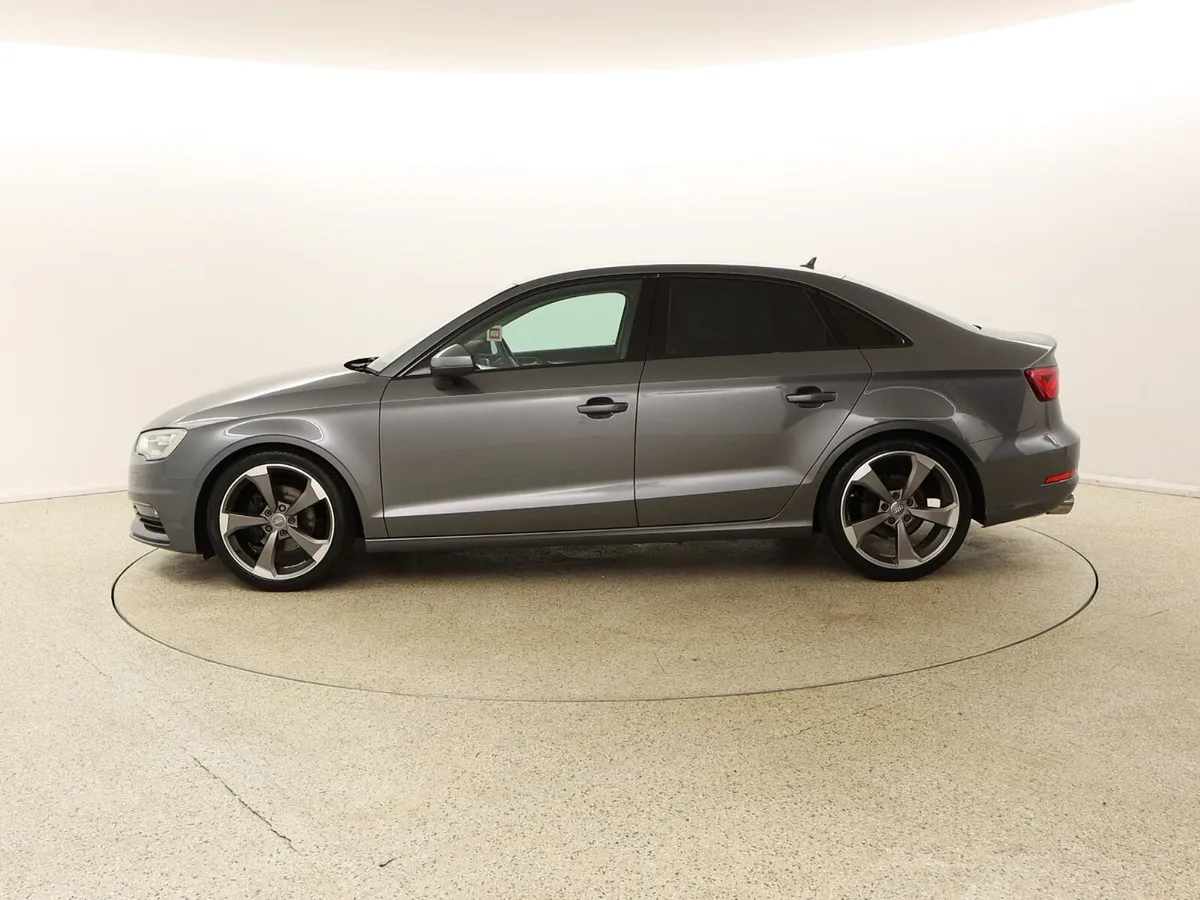 16 Audi A3 1.6 TDI 110PS SPORT SALOON BLACK ED AUT - Image 4