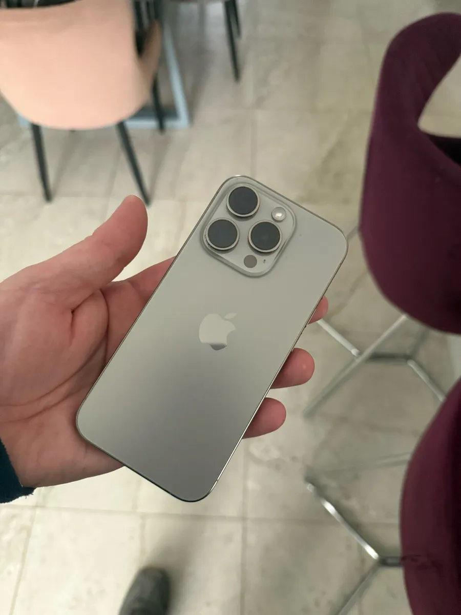 iPhone 15 PRO - Image 2