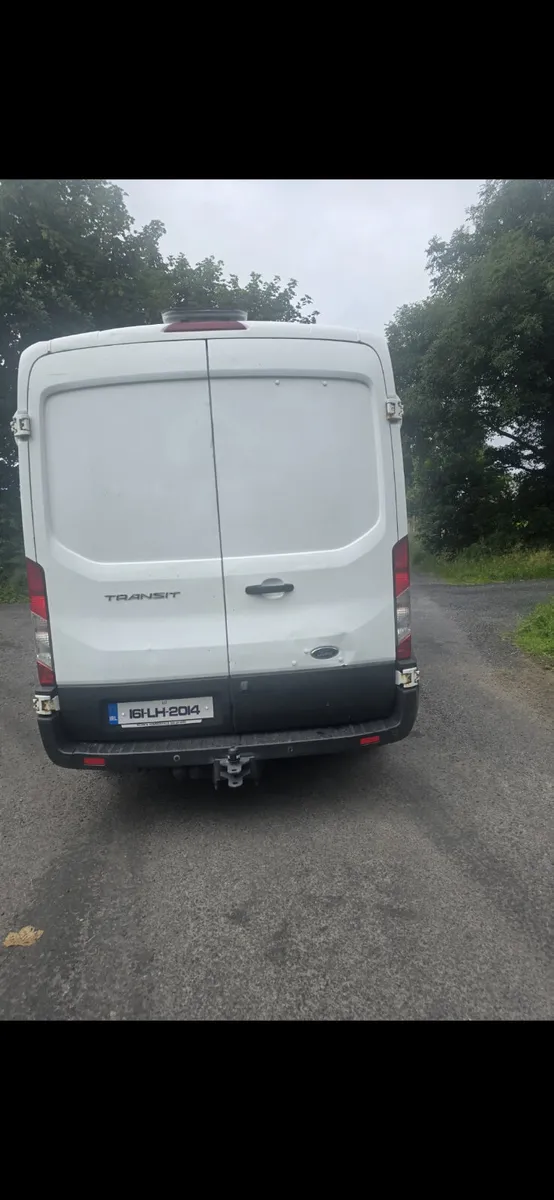 16 Ford Transit 2.2 Factory Crew Cab 7 seater - Image 4