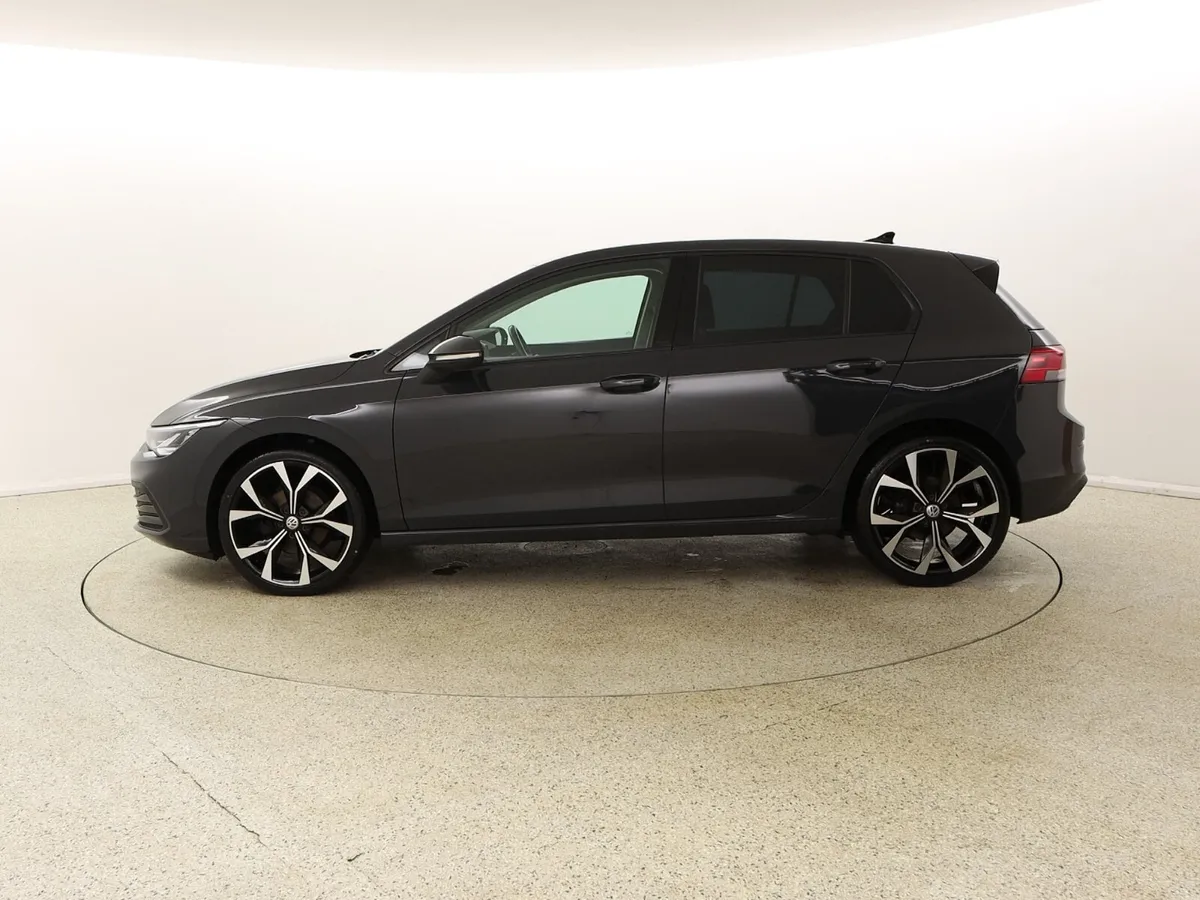 2022 VOLKSWAGEN GOLF LIFE 2.0 TDI 115 BHP - Image 4