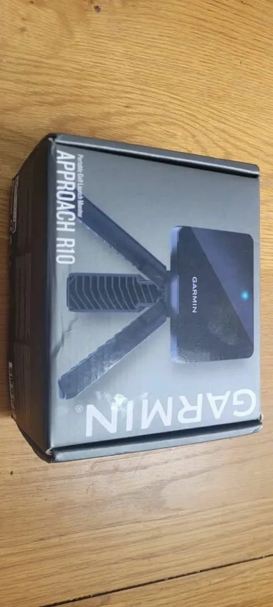 Approach R10 Golf Launch Monitor Black - Image 2