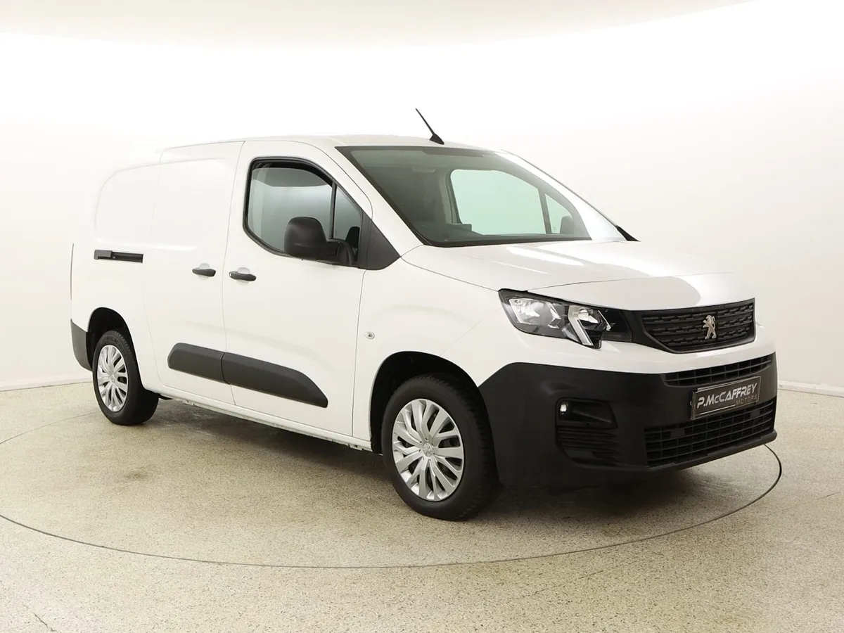 211 Peugeot Partner 1.5 HDI Professional 3seat LWB - Image 1