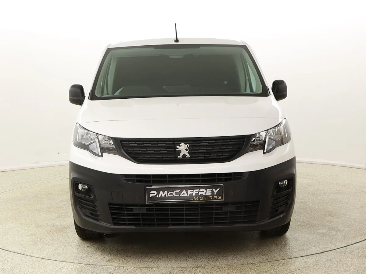 211 Peugeot Partner 1.5 HDI Professional 3seat LWB - Image 2