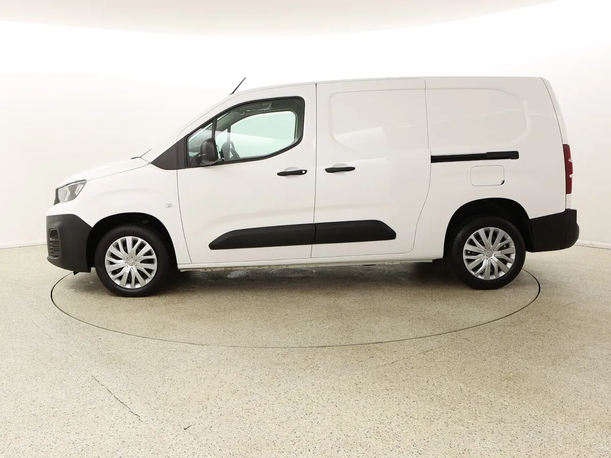 211 Peugeot Partner 1.5 HDI Professional 3seat LWB - Image 4