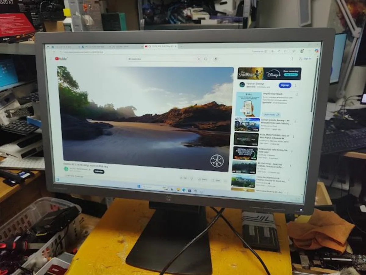 HP EliteDisplay 27-inch Monitor E271i  IPS LED - Image 1