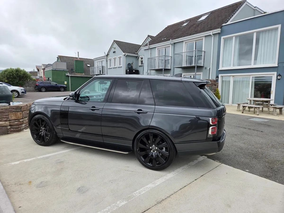 Land Rover Range Rover 2021 - Image 2
