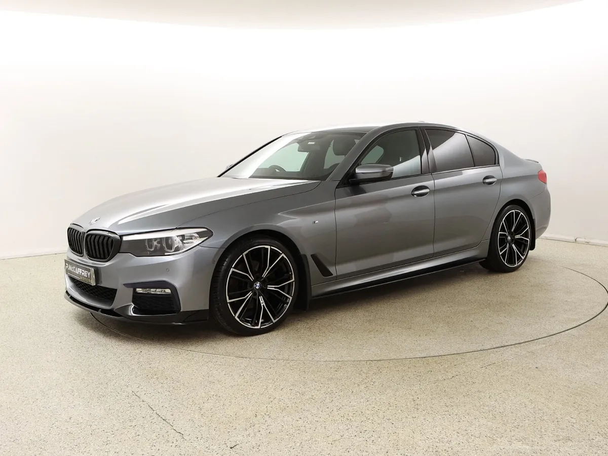 2018 BMW 520D M-SPORT X DRIVE 190 BHP G30 M-PERFOR - Image 3