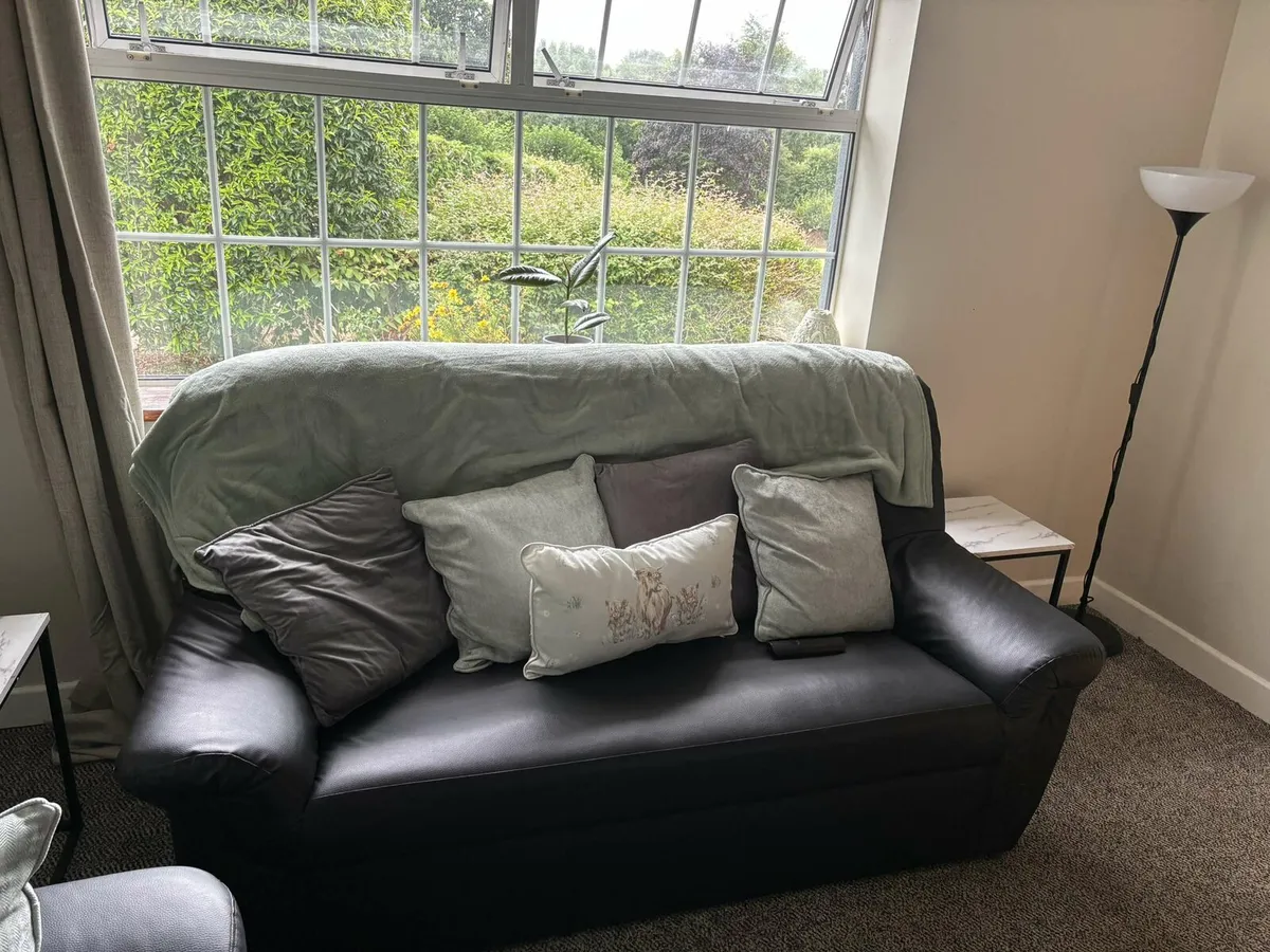 Leather 3 piece suite - Image 3