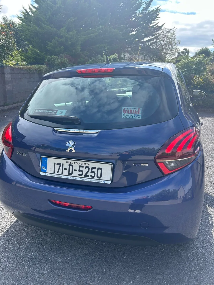 171 Peugeot 208- 1.2- Manual - Image 3