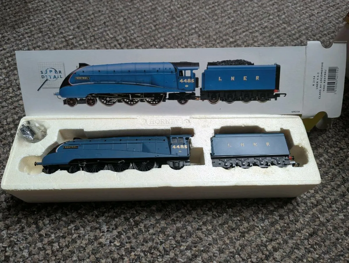 Hornby Kestrel 4485 - Image 1