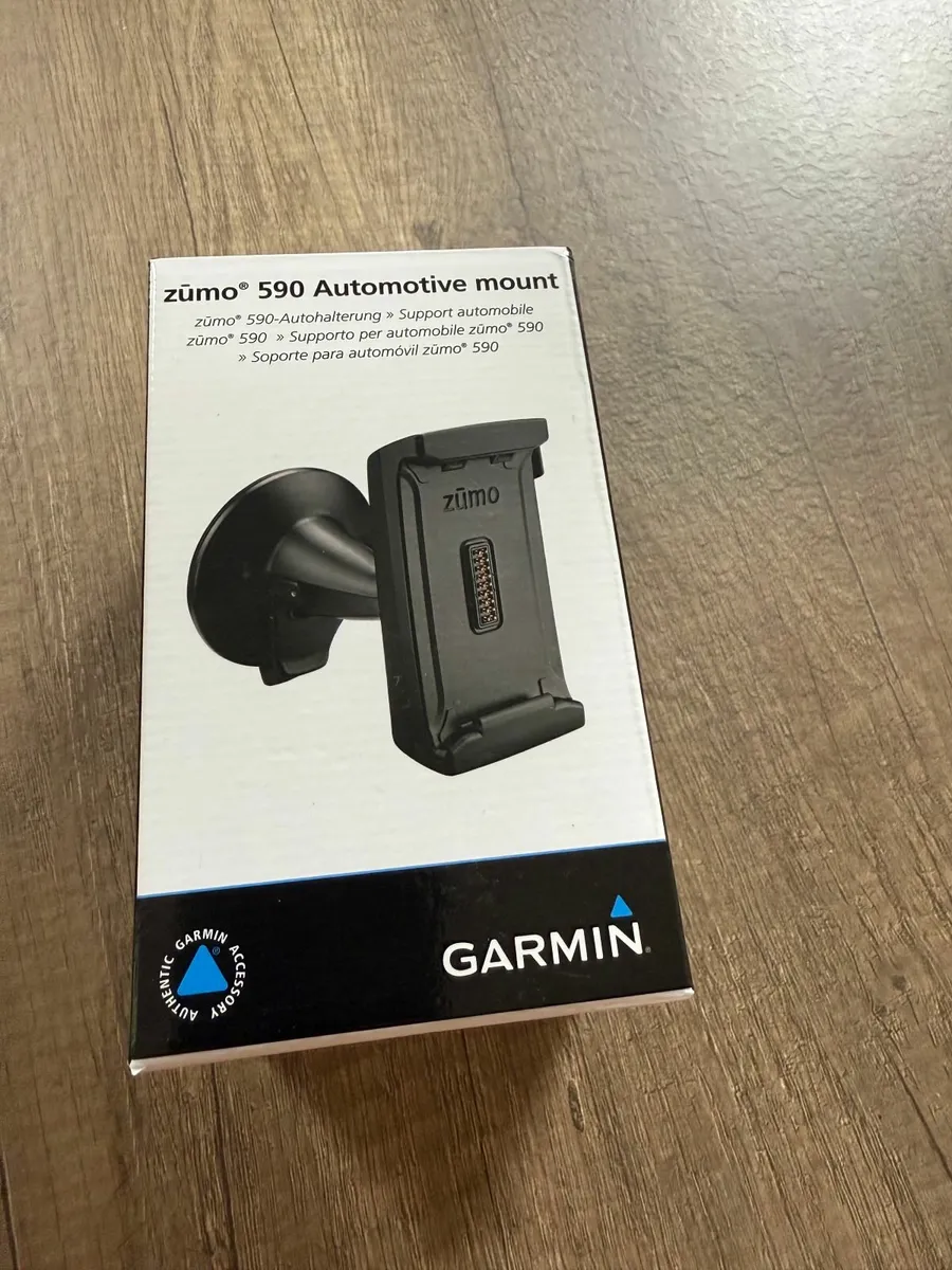 Garmin Zumo 590 Car Mount - Image 1