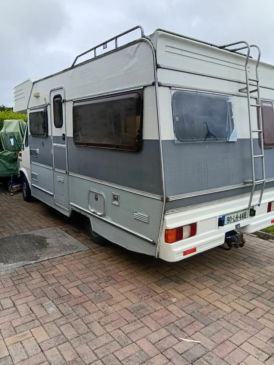 Motorhome - Image 3